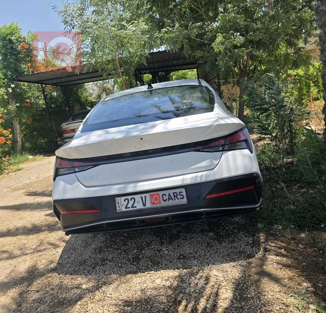 هيونداي النترا